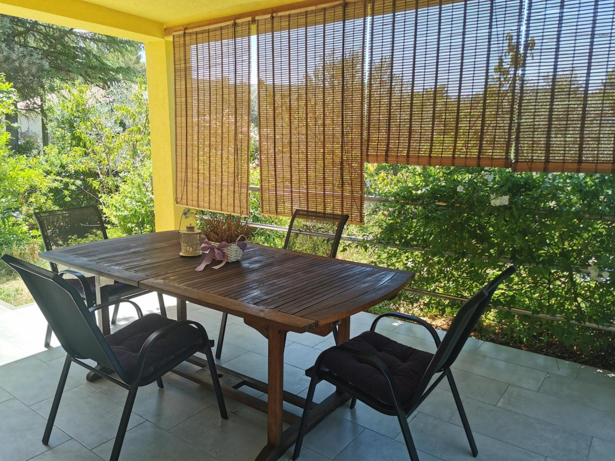 Apartman Nekic Cres Rom bilde