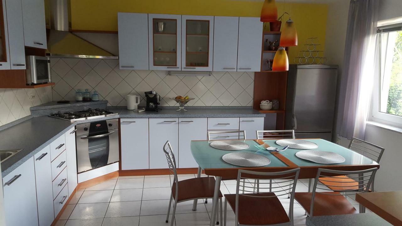 Apartman Nekic Cres Eksteriør bilde